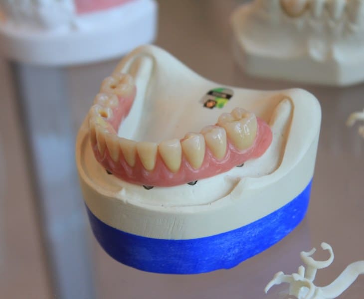 Jak zachęcić pacjentów do rekomendowania usług kliniki dentystycznej